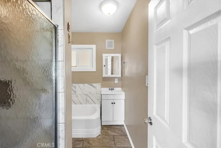 8140 Jumilla Avenue, Winnetka, California 91306