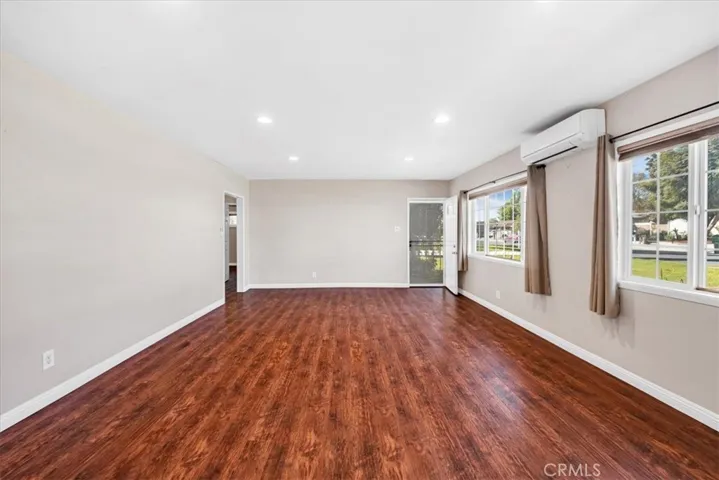 8140 Jumilla Avenue, Winnetka, California 91306