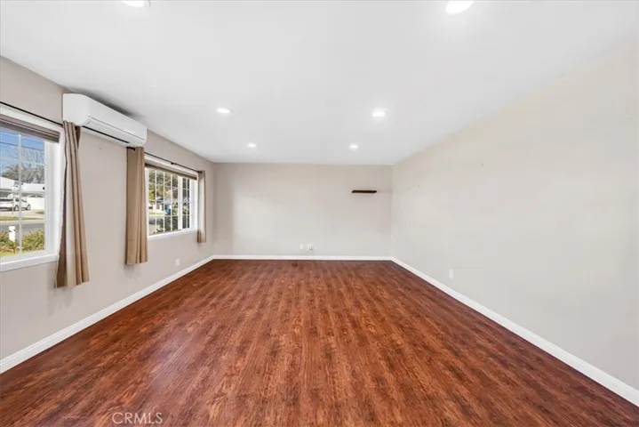 8140 Jumilla Avenue, Winnetka, California 91306
