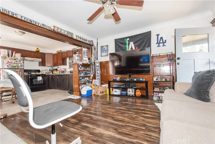 5911 Miramonte Boulevard, Los Angeles, California 90001