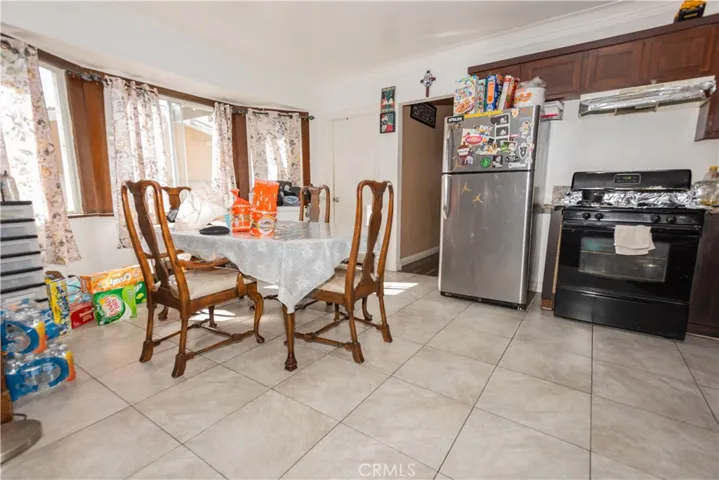 5911 Miramonte Boulevard, Los Angeles, California 90001