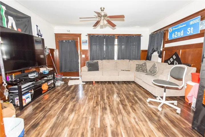 5911 Miramonte Boulevard, Los Angeles, California 90001
