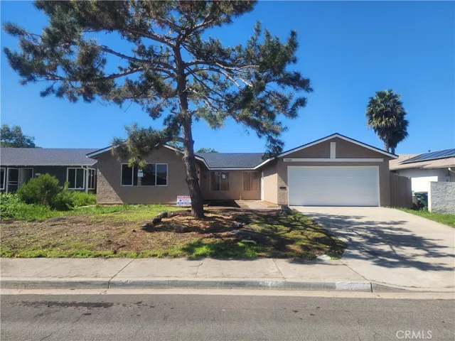 13026 Gate Drive, Poway, California 92064