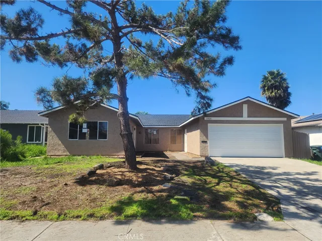 13026 Gate Drive, Poway, California 92064
