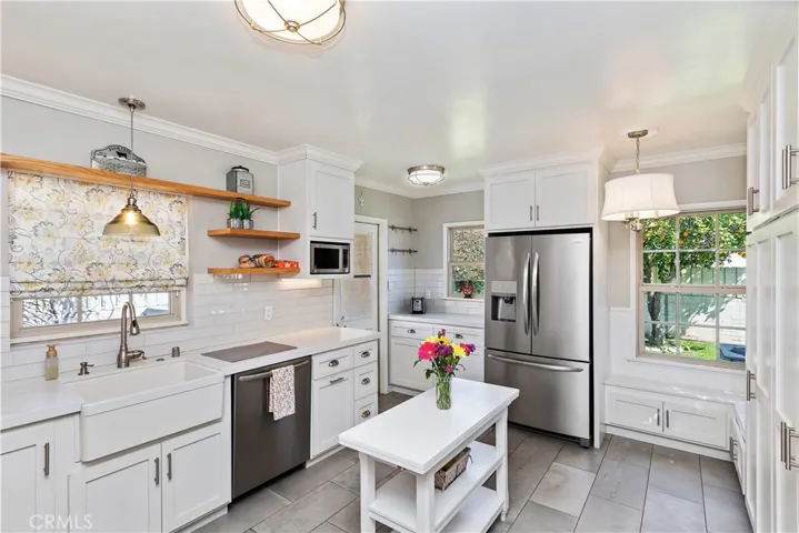 493 Fairmont Drive, San Bernardino, California 92404