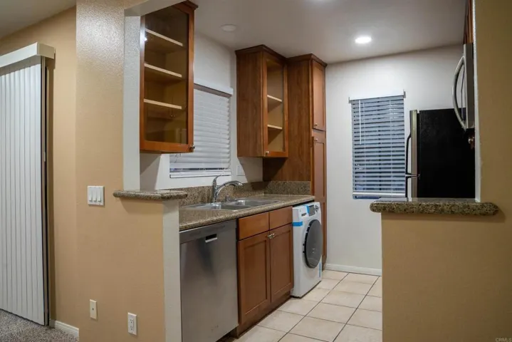10619 Dabney Drive 28, San Diego, California 92126