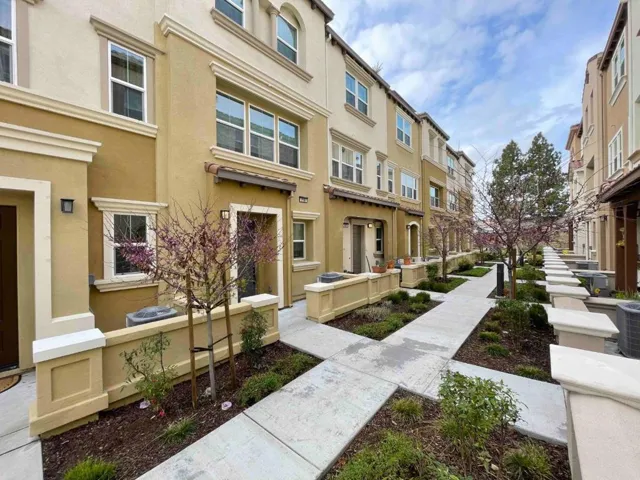 716 Amalfi Loop, Milpitas, California 95035