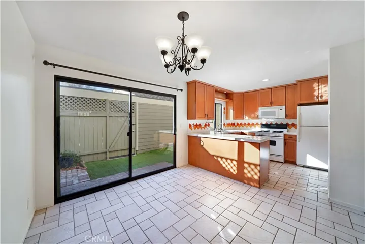 18 Seabird Court, Newport Beach, California 92663