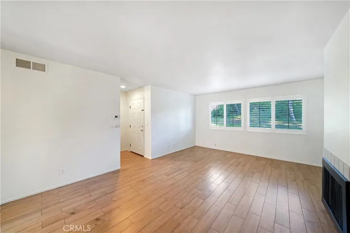 18 Seabird Court, Newport Beach, California 92663