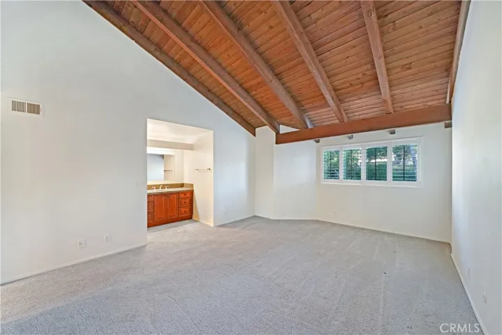 18 Seabird Court, Newport Beach, California 92663