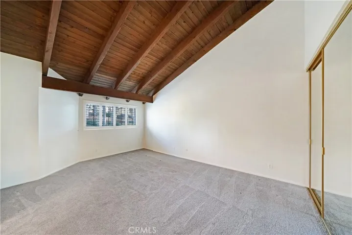 18 Seabird Court, Newport Beach, California 92663