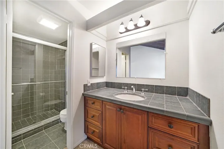 18 Seabird Court, Newport Beach, California 92663
