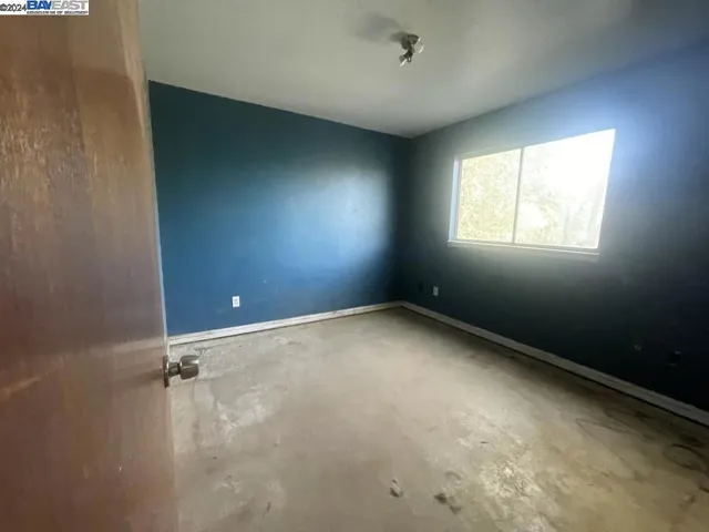 1502 Cottonwood Ave, Redding, California 96001