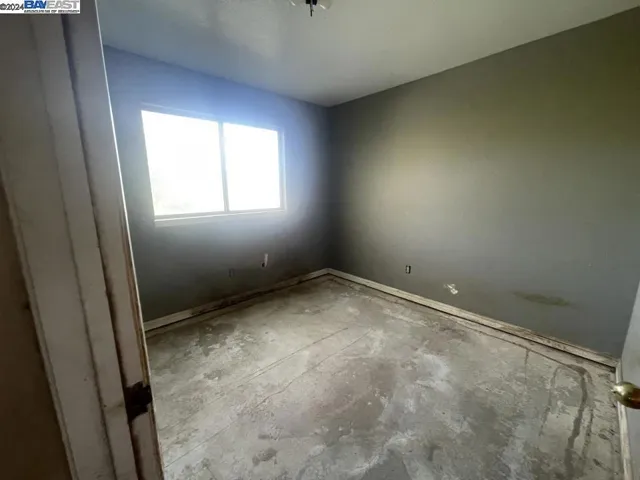 1502 Cottonwood Ave, Redding, California 96001