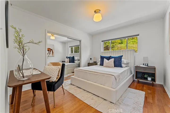 11442 Dona Cecilia Drive, Studio City, California 91604