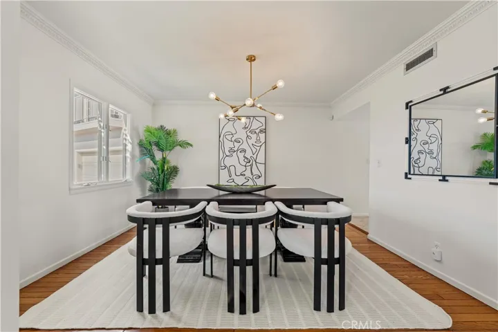 11442 Dona Cecilia Drive, Studio City, California 91604
