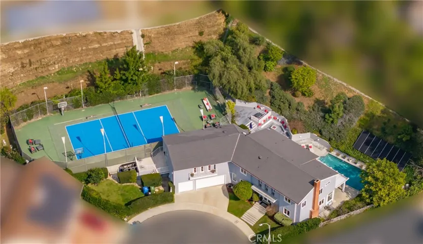 11442 Dona Cecilia Drive, Studio City, California 91604