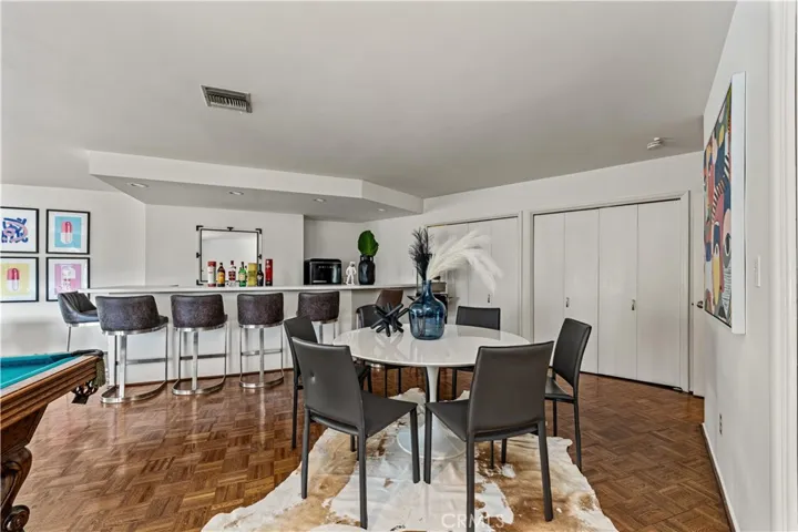 11442 Dona Cecilia Drive, Studio City, California 91604