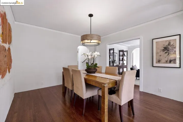 2621 La Cuesta Ave, Oakland, California 94611