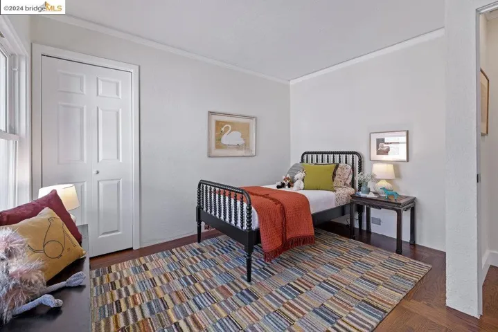 2621 La Cuesta Ave, Oakland, California 94611