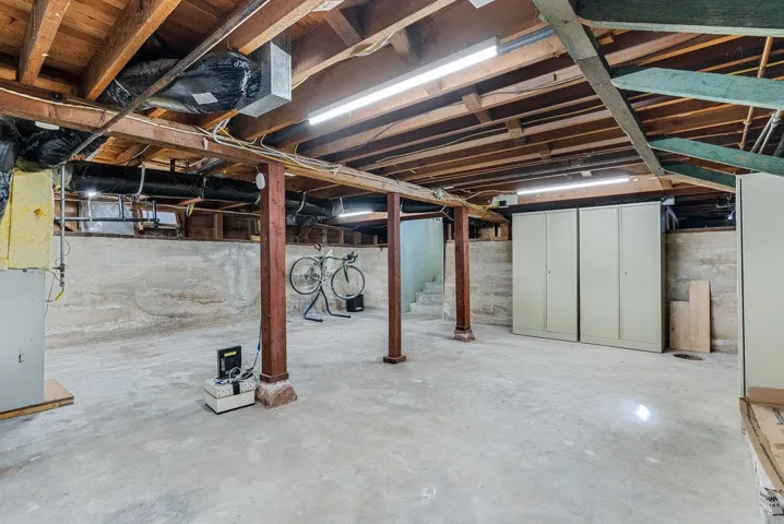 75 Homestead Avenue, Salinas, California 93901