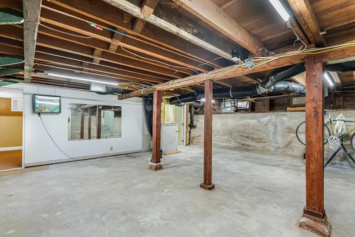 75 Homestead Avenue, Salinas, California 93901