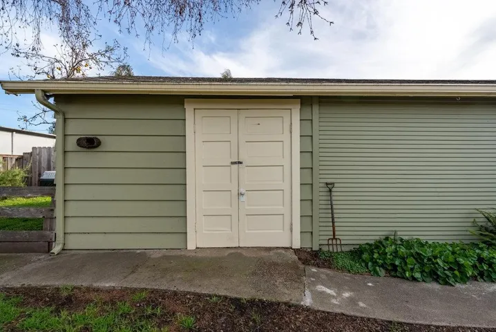 75 Homestead Avenue, Salinas, California 93901