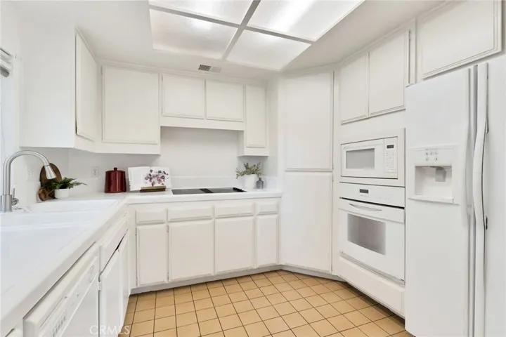 5790 Friars Road F4, San Diego, California 92110