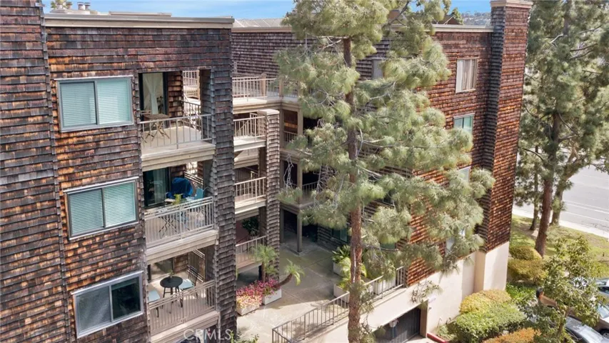 5790 Friars Road F4, San Diego, California 92110