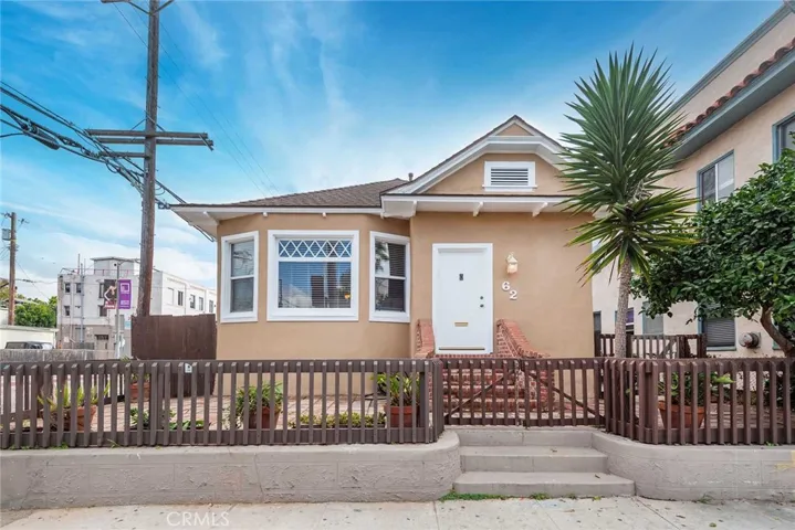 62 Rose Avenue, Venice, California 90291