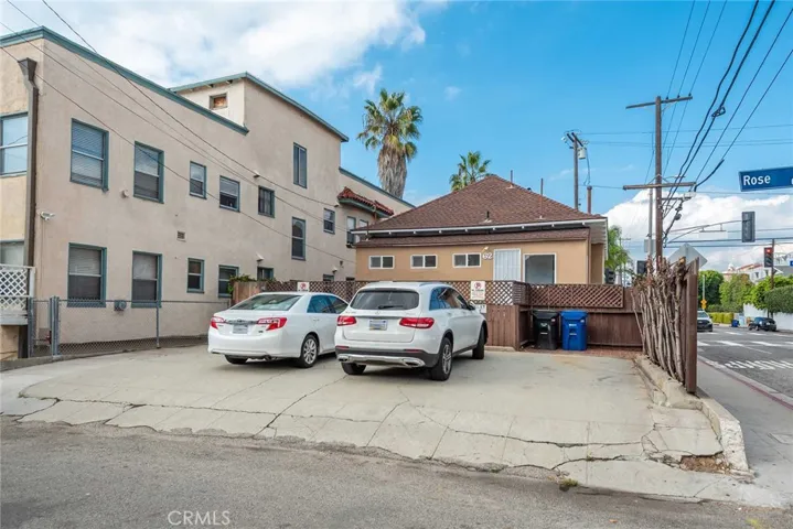62 Rose Avenue, Venice, California 90291