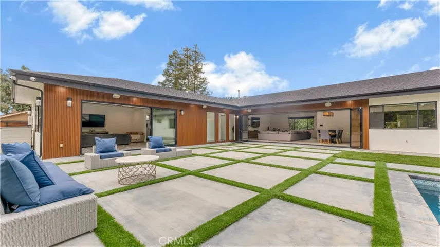 19501 Tribune Street, Northridge, California 91326