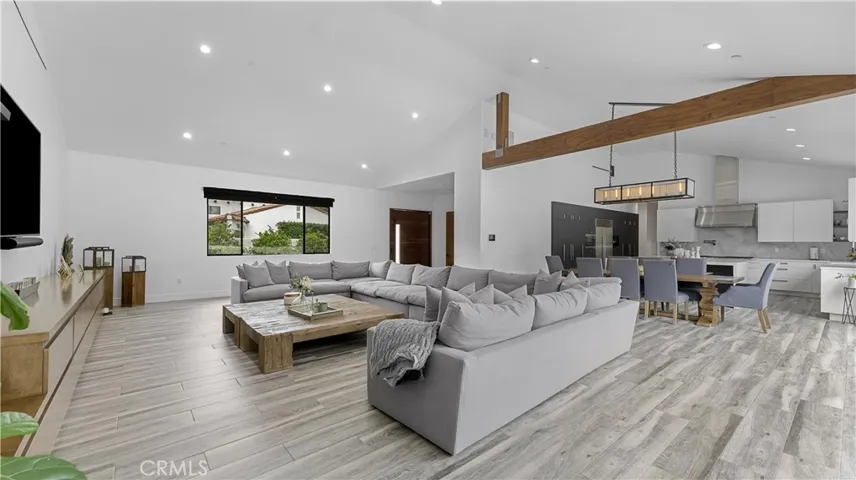 19501 Tribune Street, Northridge, California 91326