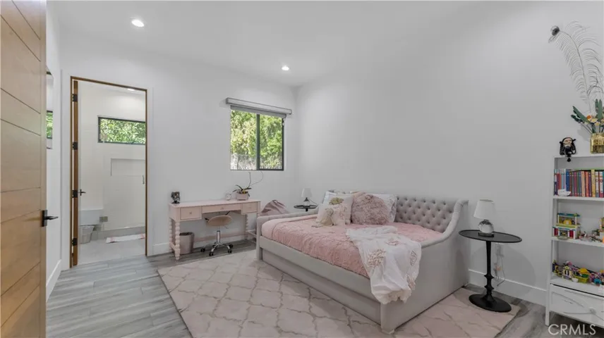 19501 Tribune Street, Northridge, California 91326