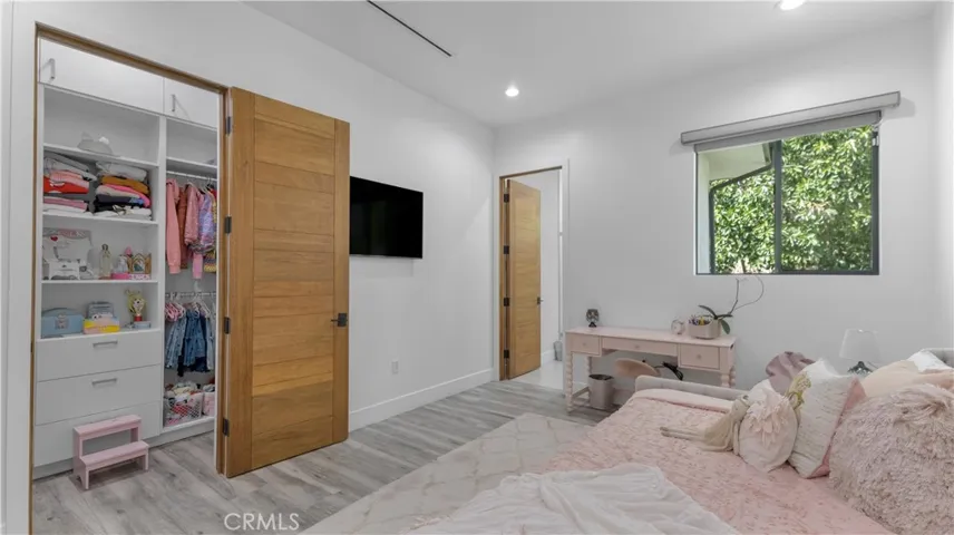 19501 Tribune Street, Northridge, California 91326