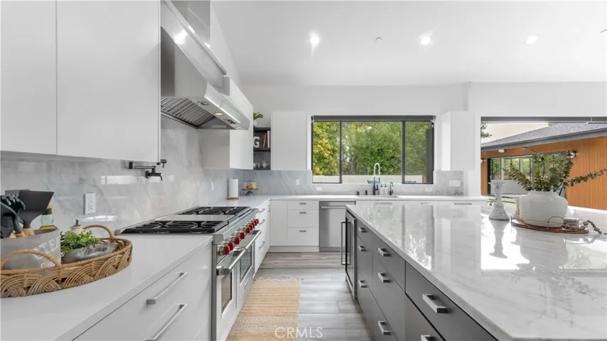 19501 Tribune Street, Northridge, California 91326