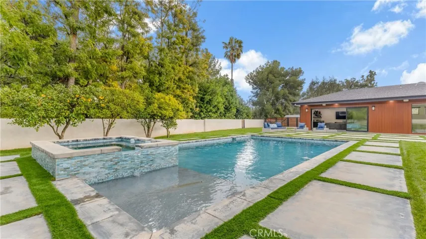 19501 Tribune Street, Northridge, California 91326