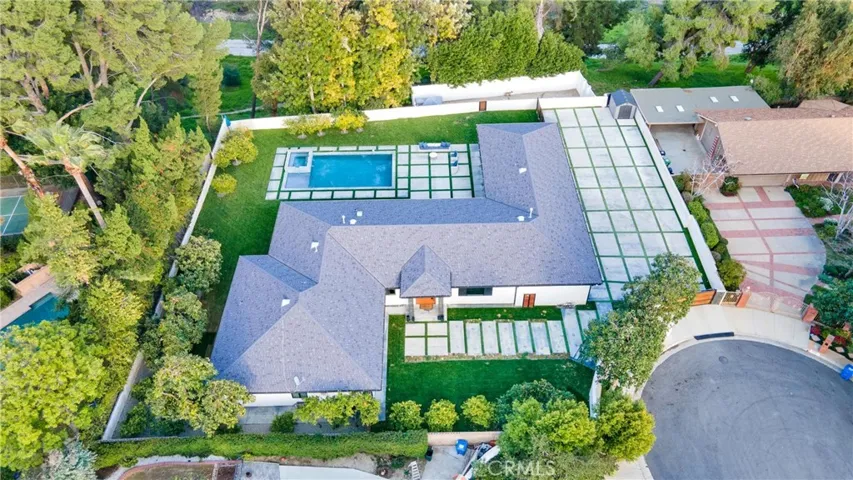 19501 Tribune Street, Northridge, California 91326