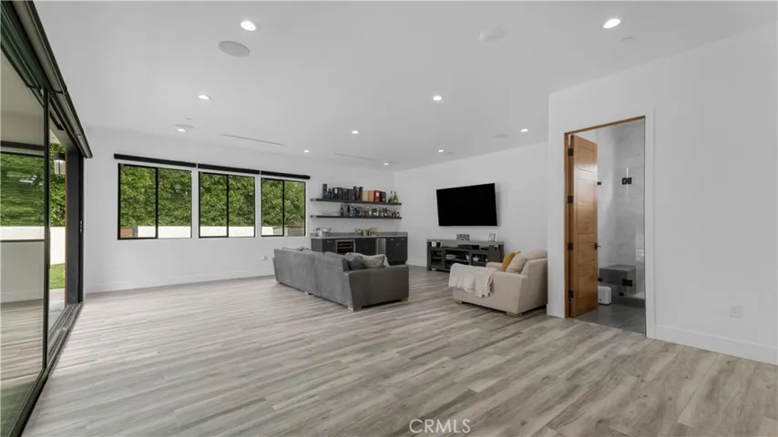 19501 Tribune Street, Northridge, California 91326