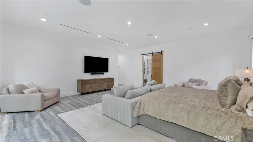 19501 Tribune Street, Northridge, California 91326