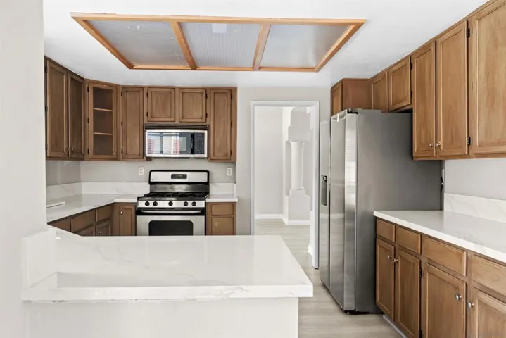 40037 White Leaf Lane, Murrieta, California 92562