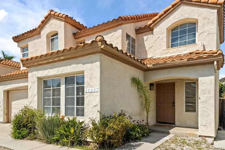 40037 White Leaf Lane, Murrieta, California 92562