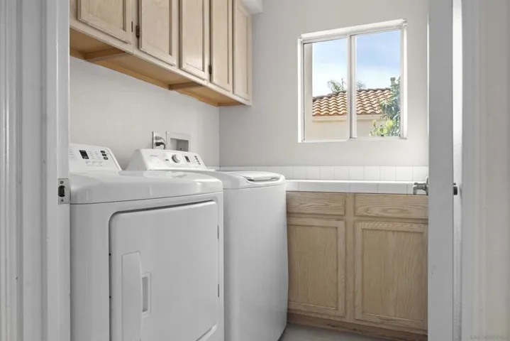 40037 White Leaf Lane, Murrieta, California 92562