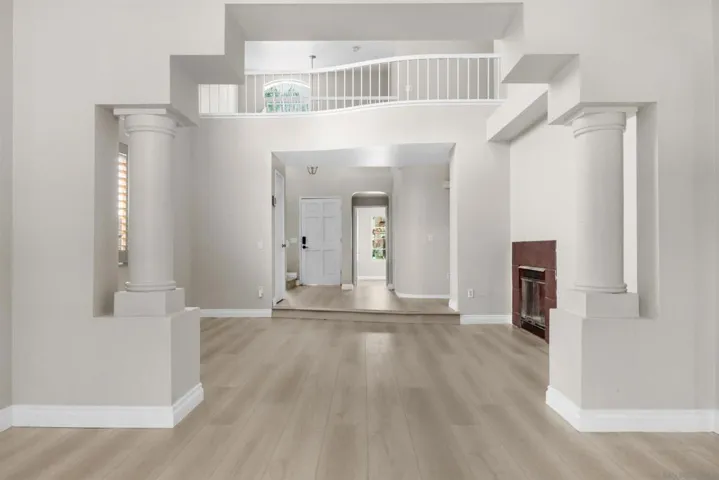 40037 White Leaf Lane, Murrieta, California 92562