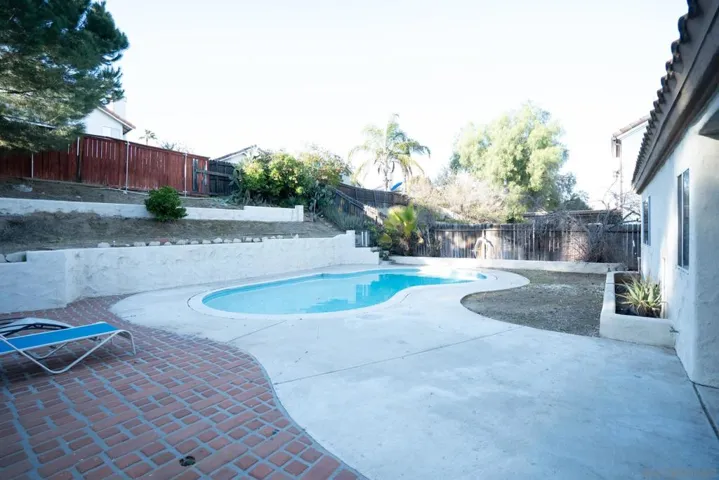 40037 White Leaf Lane, Murrieta, California 92562