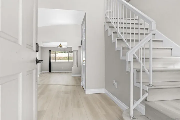 40037 White Leaf Lane, Murrieta, California 92562