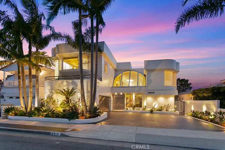 16531 Peale Lane, Huntington Beach, California 92649