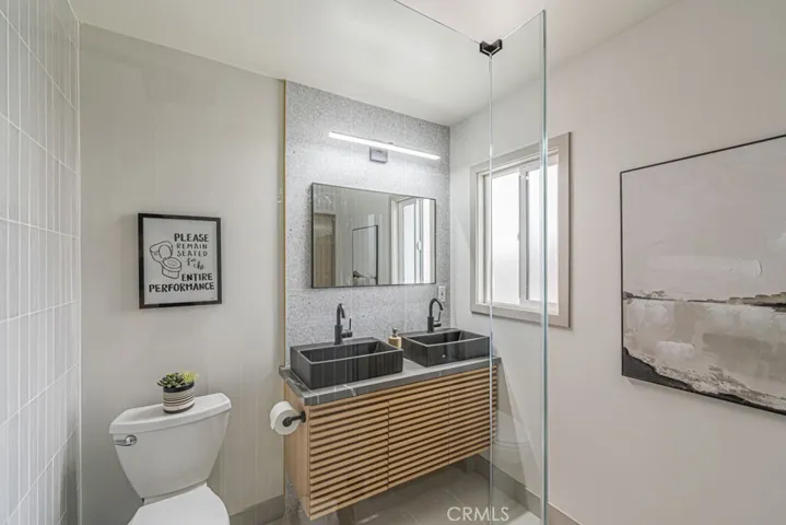 Double vanity