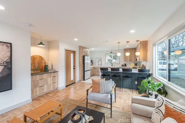 Built-in bar / coffee nook