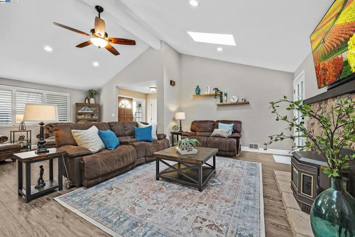 4136 Davis Way, Livermore, California 94550